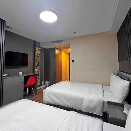 Hennessy Hotel Hongkong Zewnętrze zdjęcie