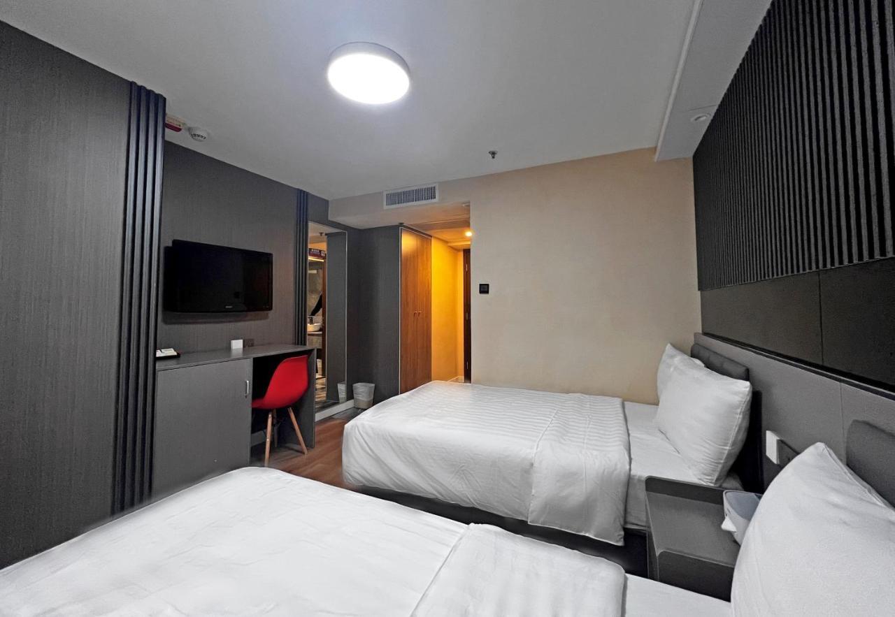 Hennessy Hotel Hongkong Zewnętrze zdjęcie